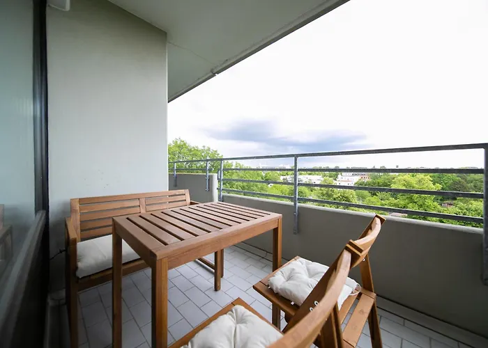 Lejlighed 120 Sqm - 2 Bedrooms - Balcony - Kitchen