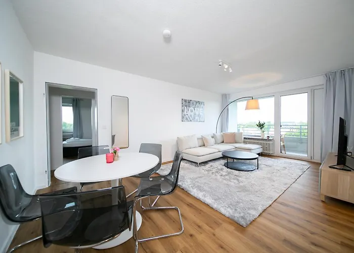 Lejlighed 120 Sqm - 2 Bedrooms - Balcony - Kitchen