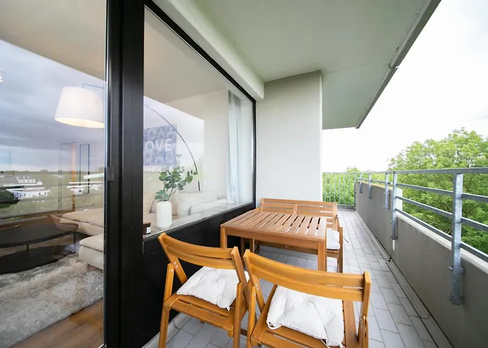 Lejlighed 120 Sqm - 2 Bedrooms - Balcony - Kitchen